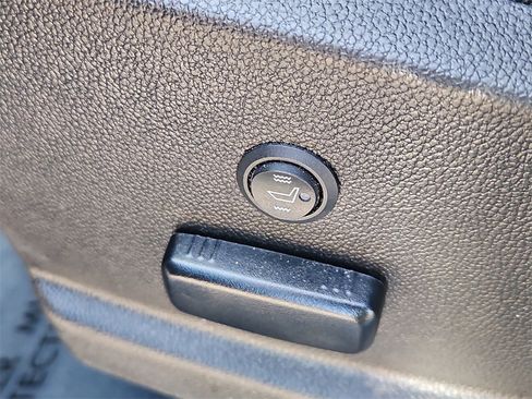 Used 2022 GMC Canyon Elevation w/ Trailering Package image 19