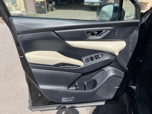 Used 2022 Subaru Ascent Limited w/ Technology Package image 18