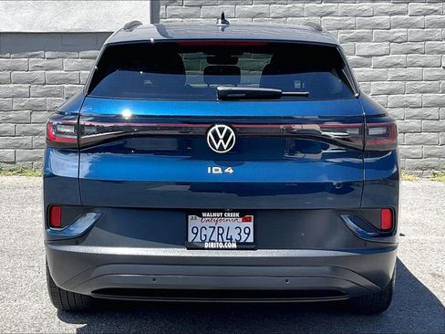 Certified 2023 Volkswagen ID.4 Pro RWD image 3