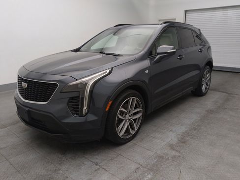 Used 2019 Cadillac XT4 Sport image 2