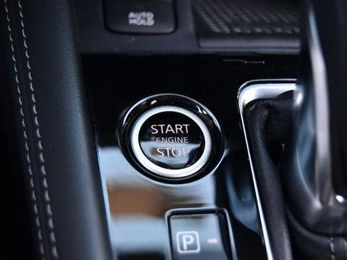 Certified 2023 Nissan Kicks SV image 16