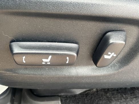 Used 2023 Toyota 4Runner SR5 RWD image 10