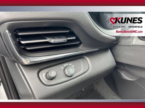 New 2026 Buick Envista Sport Touring w/ Convenience I Package FWD image 17