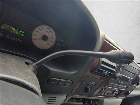 Used 2006 Ford F350 Lariat image 14