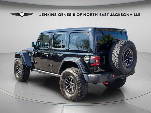 Used 2024 Jeep Wrangler Unlimited Rubicon image 10