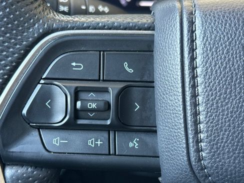 Certified 2025 Toyota Tacoma TRD Sport AWD/4WD image 29