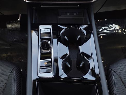 New 2026 Volkswagen Atlas Cross Sport SE image 8