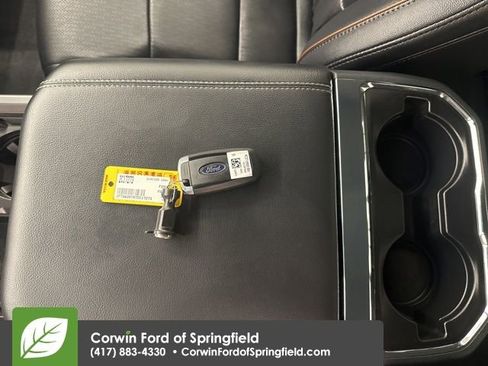 New 2026 Ford F250 Lariat w/ Lariat Premium Package image 32