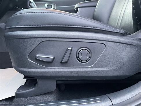 Used 2024 Kia Sorento EX image 25