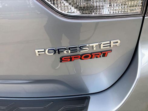 Used 2020 Subaru Forester Sport image 9