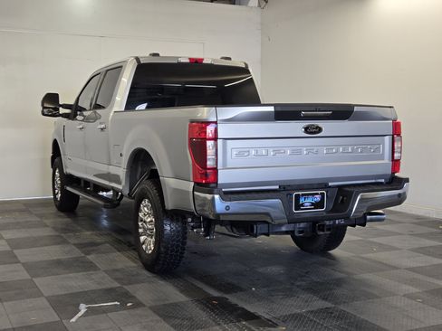 Used 2022 Ford F250 XLT w/ XLT Premium Package image 7