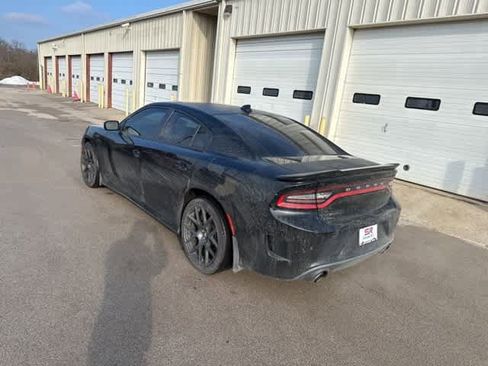 Used 2018 Dodge Charger R/T image 20
