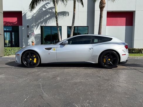 Used 2012 Ferrari FF image 11