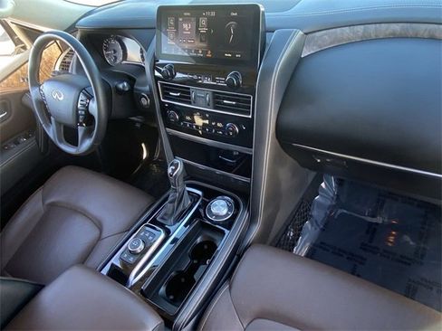 Used 2024 INFINITI QX80 Premium Select w/ Cargo Package image 13