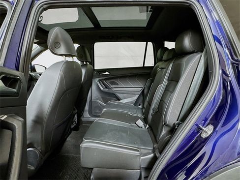 Used 2023 Volkswagen Tiguan SEL R-Line image 24