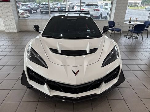 Used 2026 Chevrolet Corvette ZR1 w/ ZR1 Carbon Fiber Aero Package RWD image 5