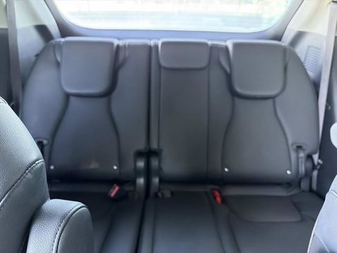 Used 2024 Kia Carnival SX Prestige image 23