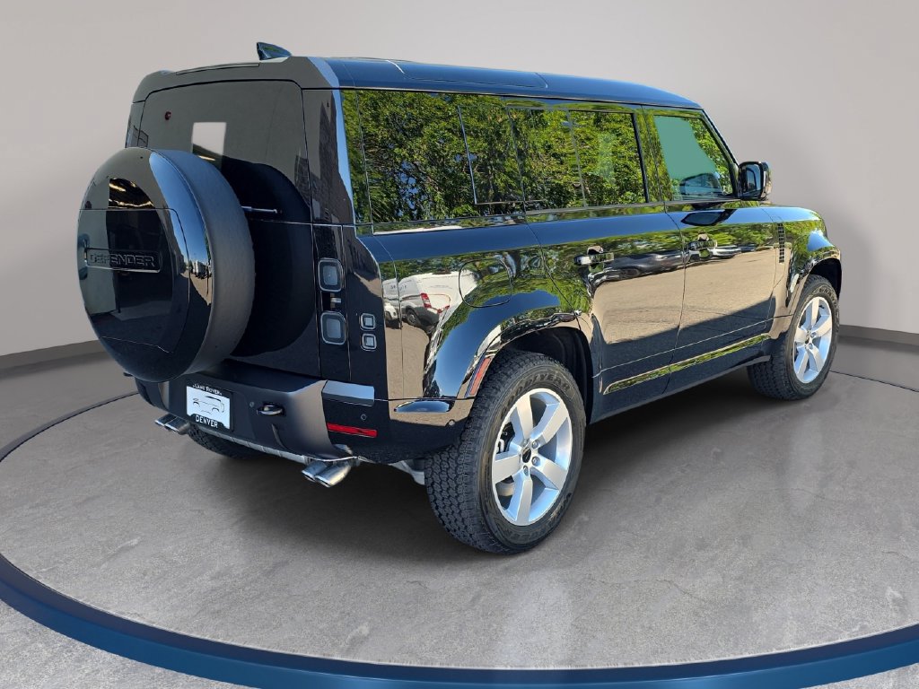 New 2026 Land Rover Defender 110 X-Dynamic SE AWD/4WD image 5