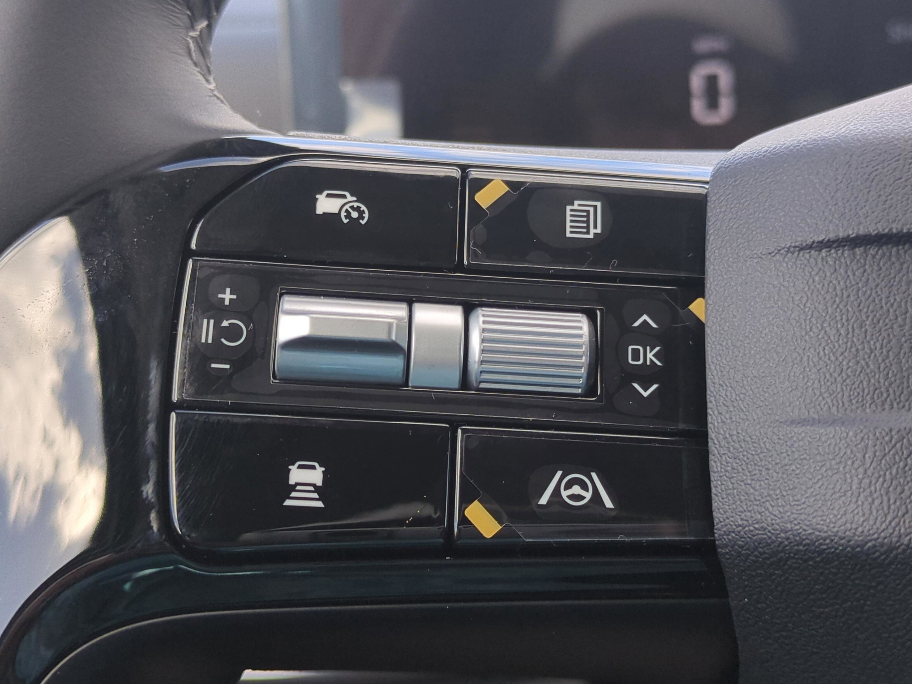 New 2026 Kia Sorento LX FWD image 18