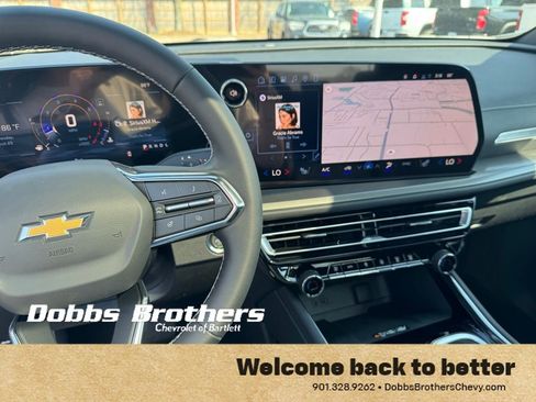 New 2026 Chevrolet Traverse LT w/ Sun and Wheel Package FWD image 21