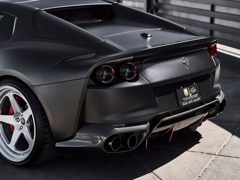 Used 2021 Ferrari 812 GTS RWD image 13