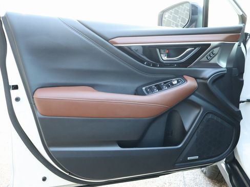 Used 2023 Subaru Outback Touring image 22