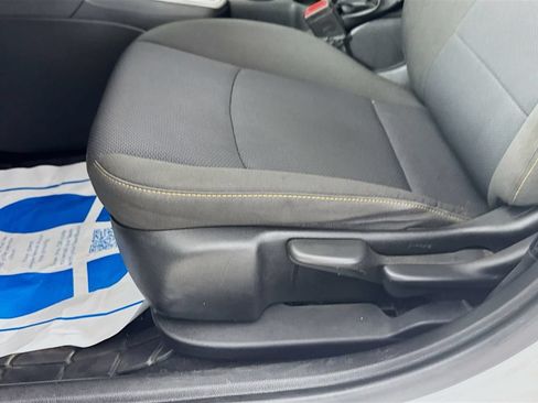 Used 2018 Chevrolet Cruze LS FWD image 22