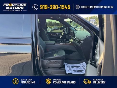 Used 2024 Cadillac Escalade Sport Platinum w/ LPO, ONYX Package AWD/4WD image 10