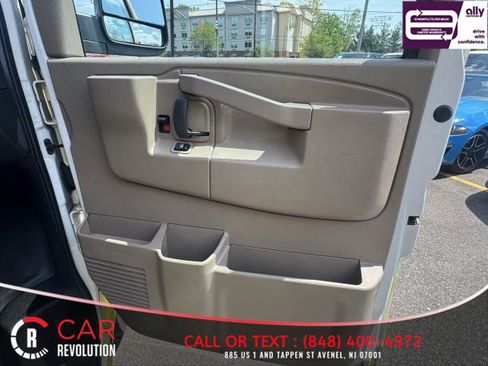 Used 2021 Chevrolet Express 2500 w/ Safety Package RWD image 11