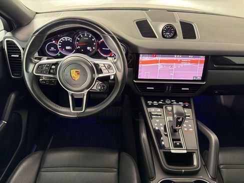 Certified 2021 Porsche Cayenne Coupe AWD/4WD image 27
