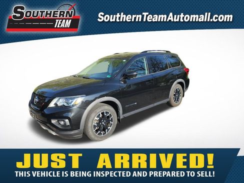 Used 2019 Nissan Pathfinder SL image 1