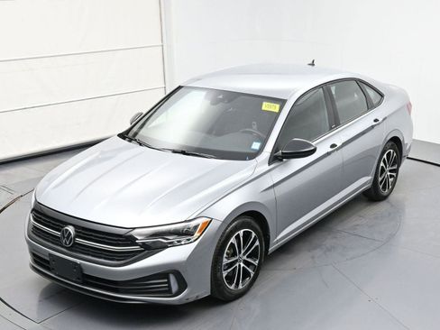 Used 2024 Volkswagen Jetta Sport image 35