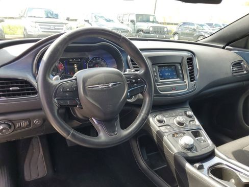 Used 2016 Chrysler 200 S w/ Comfort Group FWD image 10