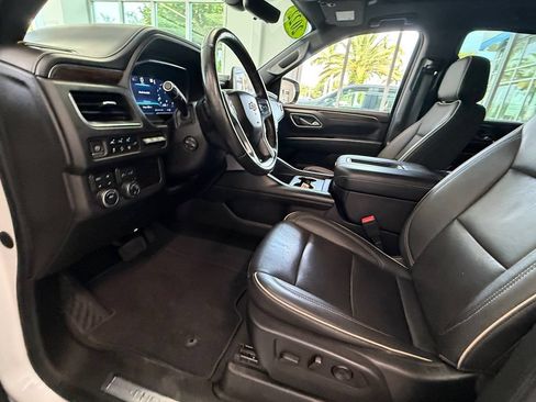 Used 2022 Chevrolet Tahoe Premier AWD/4WD image 21