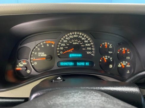 Used 2004 Chevrolet Silverado 3500 LT image 23