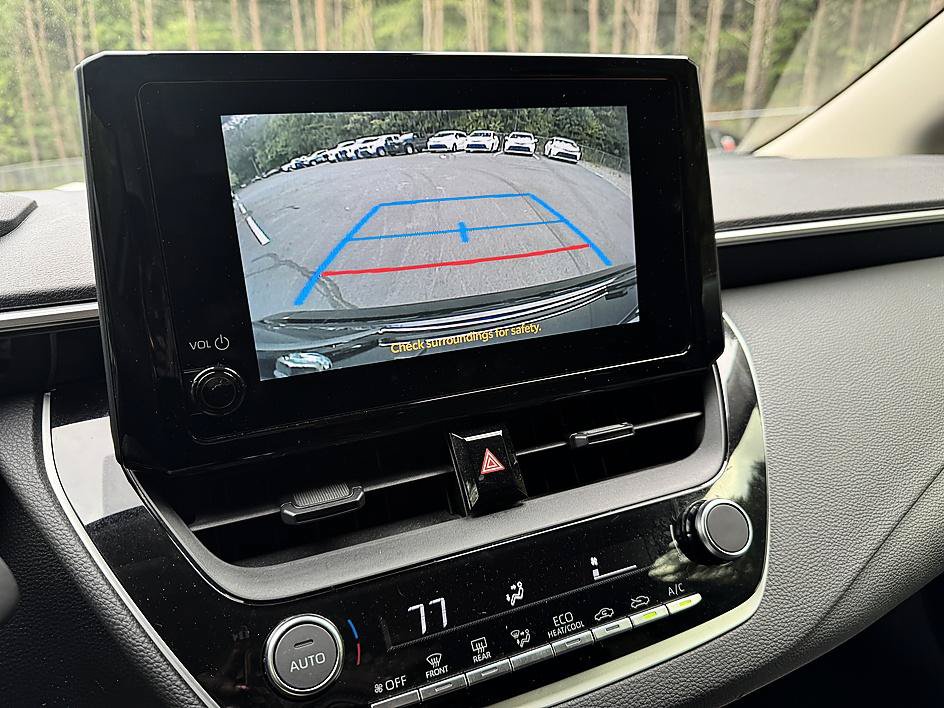 Used 2024 Toyota Corolla LE FWD image 16