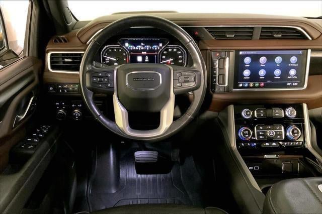 Used 2021 GMC Yukon Denali w/ Denali Premium Package AWD/4WD image 5
