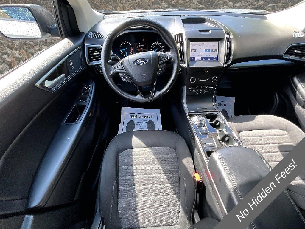 Used 2020 Ford Edge SE FWD image 5