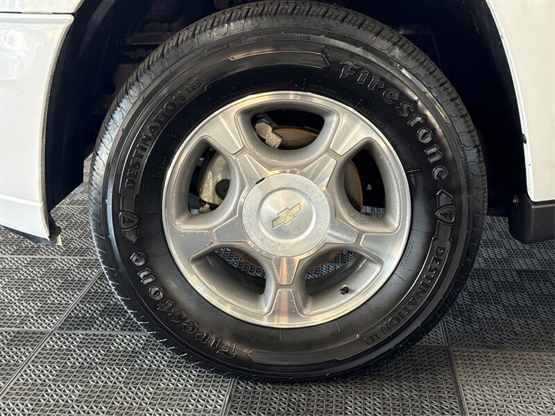 Used 2008 Chevrolet TrailBlazer 4WD w/ Off-Road Package image 16