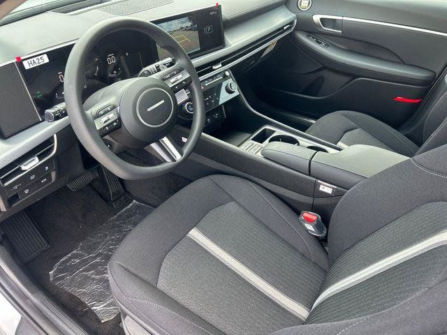 New 2026 Hyundai Sonata Blue FWD image 13