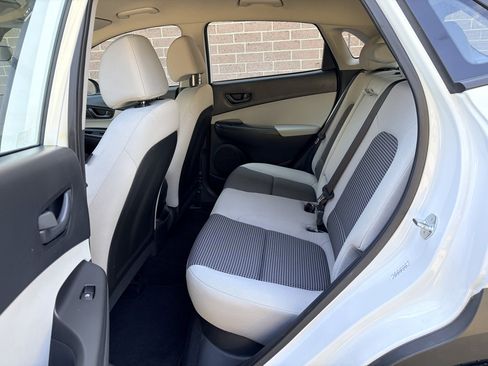 Used 2023 Hyundai Kona SE w/ Cargo Package AWD/4WD image 20