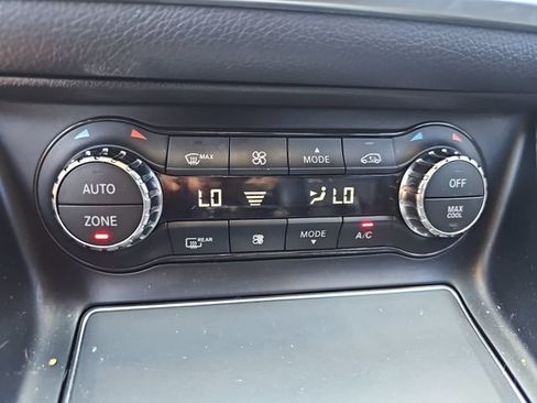 Used 2018 Mercedes-Benz CLA 250 4MATIC image 23