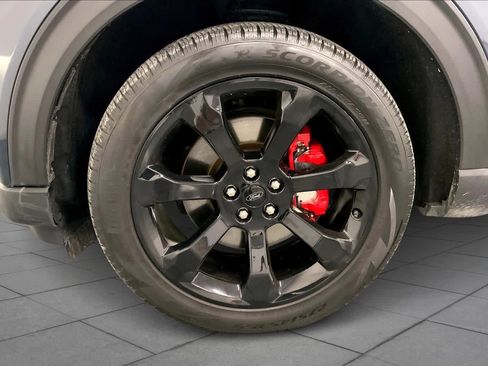 Certified 2022 Ford Explorer ST w/ Equipment Group 401A image 10