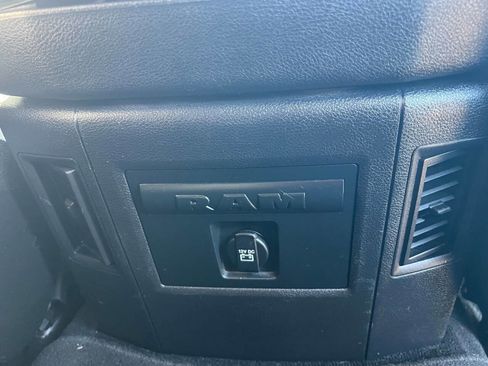 Used 2017 RAM 1500 Sport w/ Black Ram 1500 Sport Group image 14