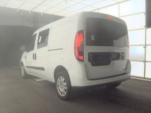 Used 2021 RAM ProMaster City Tradesman SLT w/ Window Group 05 FWD image 8
