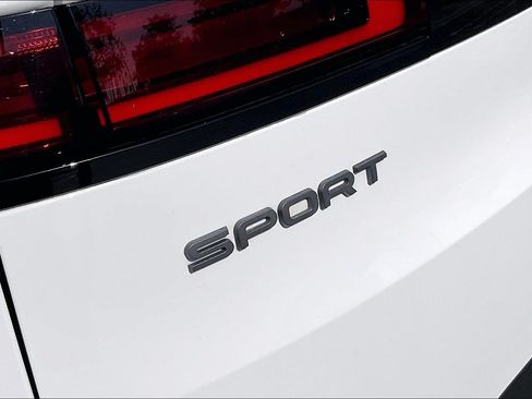 Used 2023 Land Rover Range Rover Sport SE AWD/4WD image 31