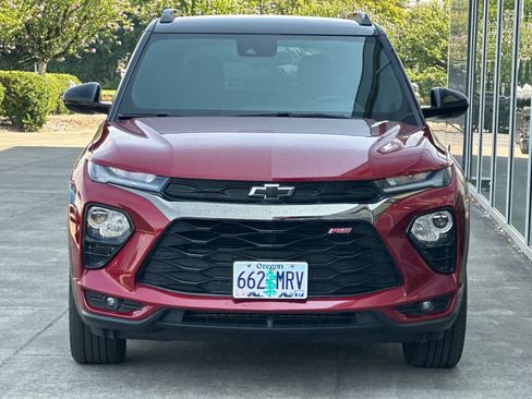 Used 2021 Chevrolet TrailBlazer RS w/ Technology Package AWD/4WD image 8