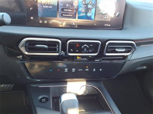 New 2026 Nissan Sentra SR image 13