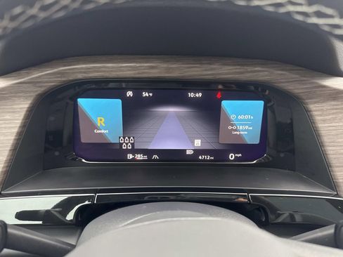 Certified 2025 Volkswagen Atlas SEL image 36