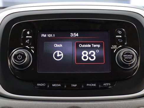 Used 2017 FIAT 500X Trekking FWD image 22